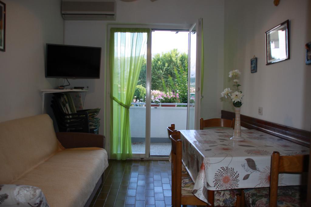 Mediterranean Oasis Apartments Baška Exterior foto